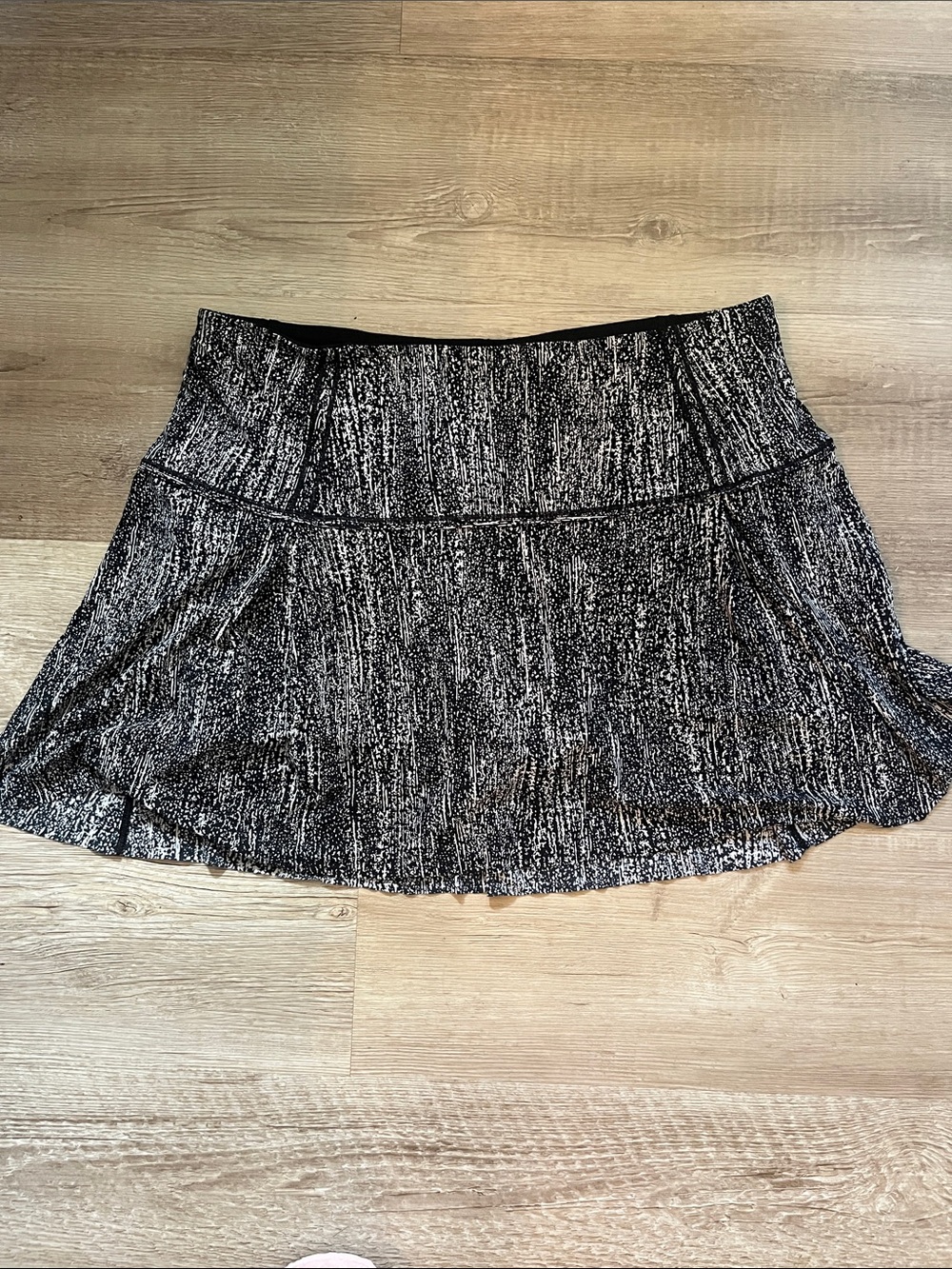 Size 10, Lululemon skort